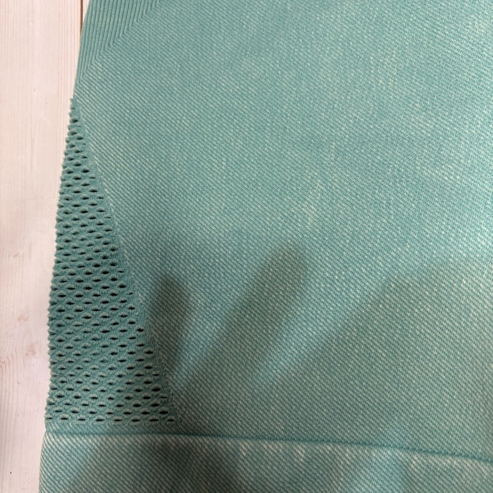 JoyLab Sage Green High Rise Athletic Shorts Harbor Color Bike Shorts Small - Picture 2 of 4